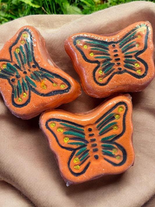 Apple Sage & Amber Bath Bomb (Butterflies)