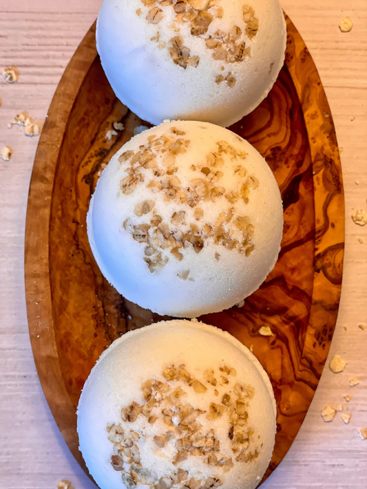 Oatmeal Honey Bath Bomb